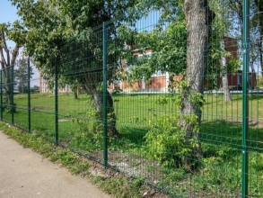 3D заборы для школы 90 метров фото в Шаховской